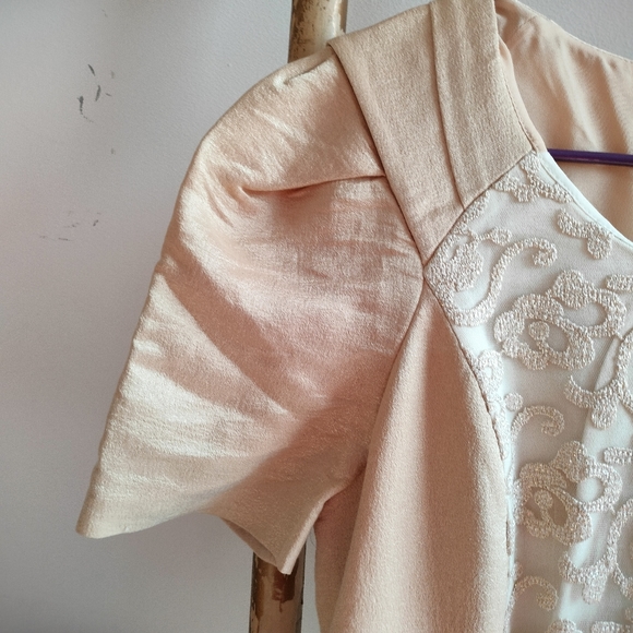 Korean Gold and Beige Embroidered Dress - Picture 2 of 14